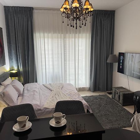 Great View, Dubai Sportcity, Parking Included, Nice Apartments 外观 照片