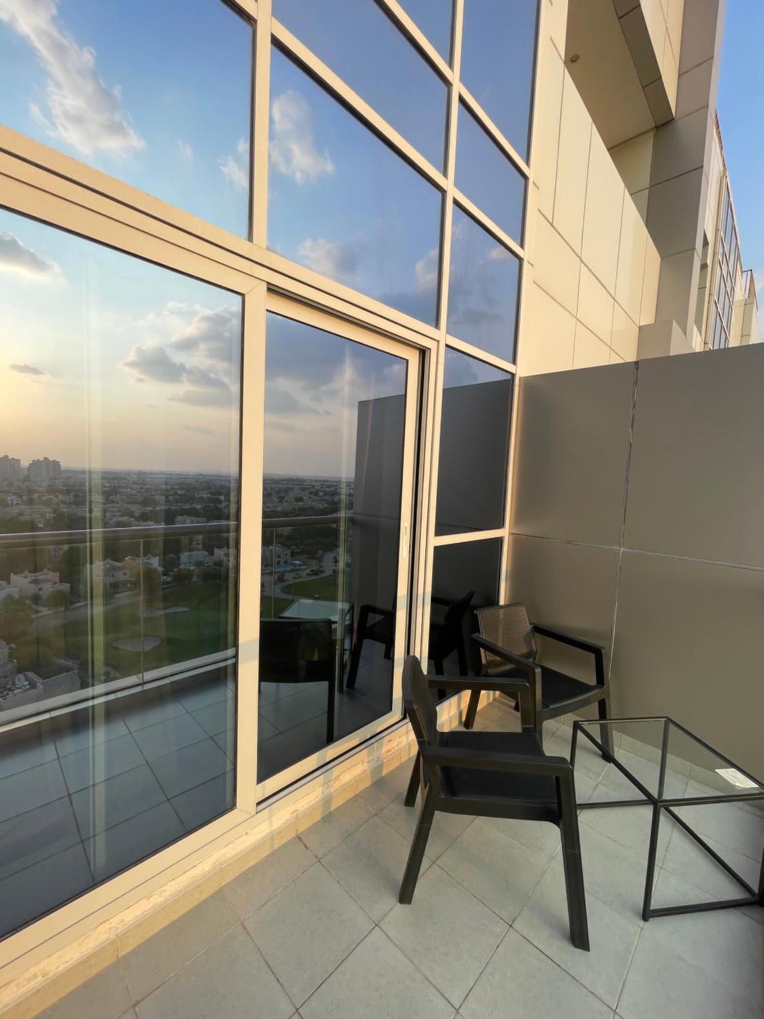 Great View, Dubai Sportcity, Parking Included, Nice Apartments 外观 照片