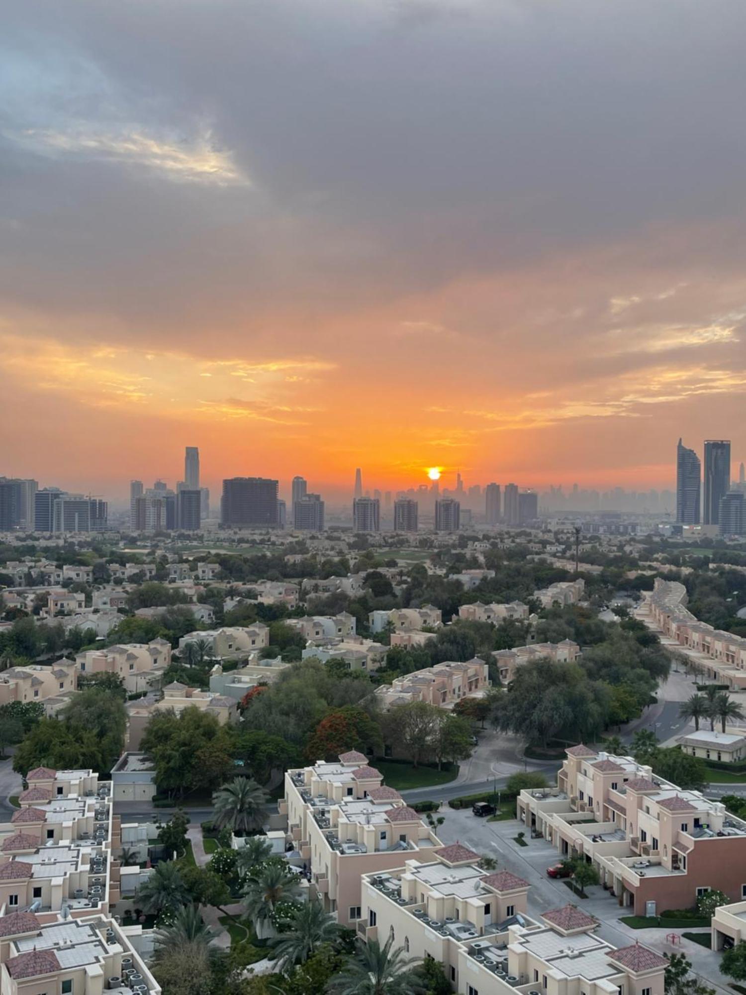 Great View, Dubai Sportcity, Parking Included, Nice Apartments 外观 照片
