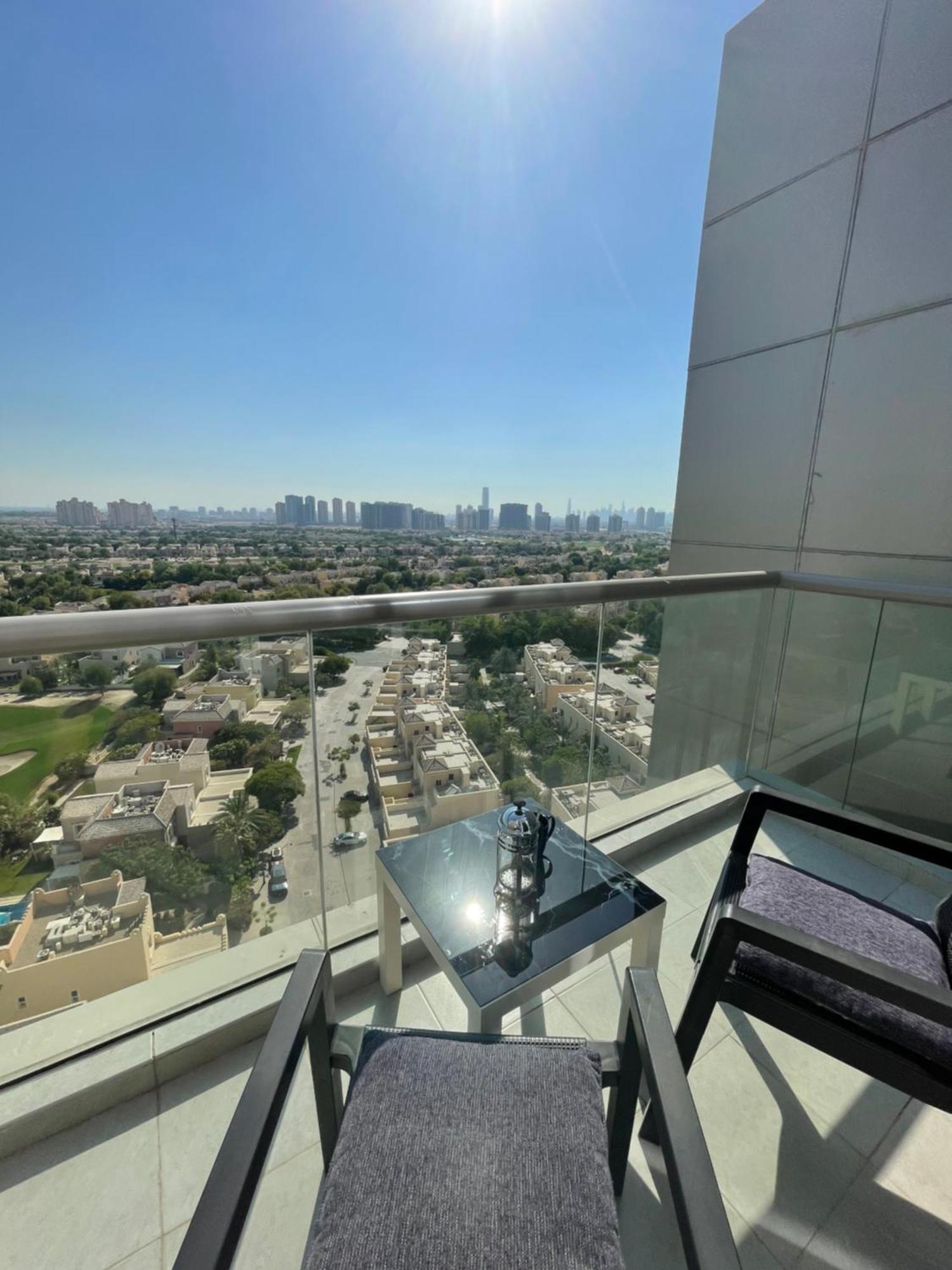 Great View, Dubai Sportcity, Parking Included, Nice Apartments 外观 照片