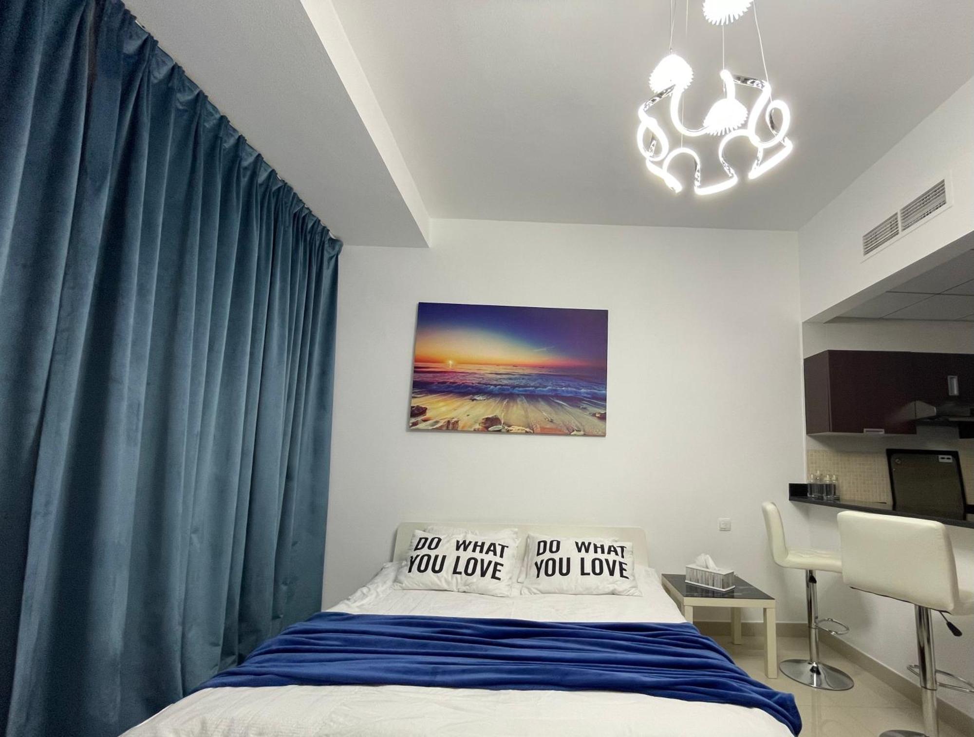 Great View, Dubai Sportcity, Parking Included, Nice Apartments 客房 照片